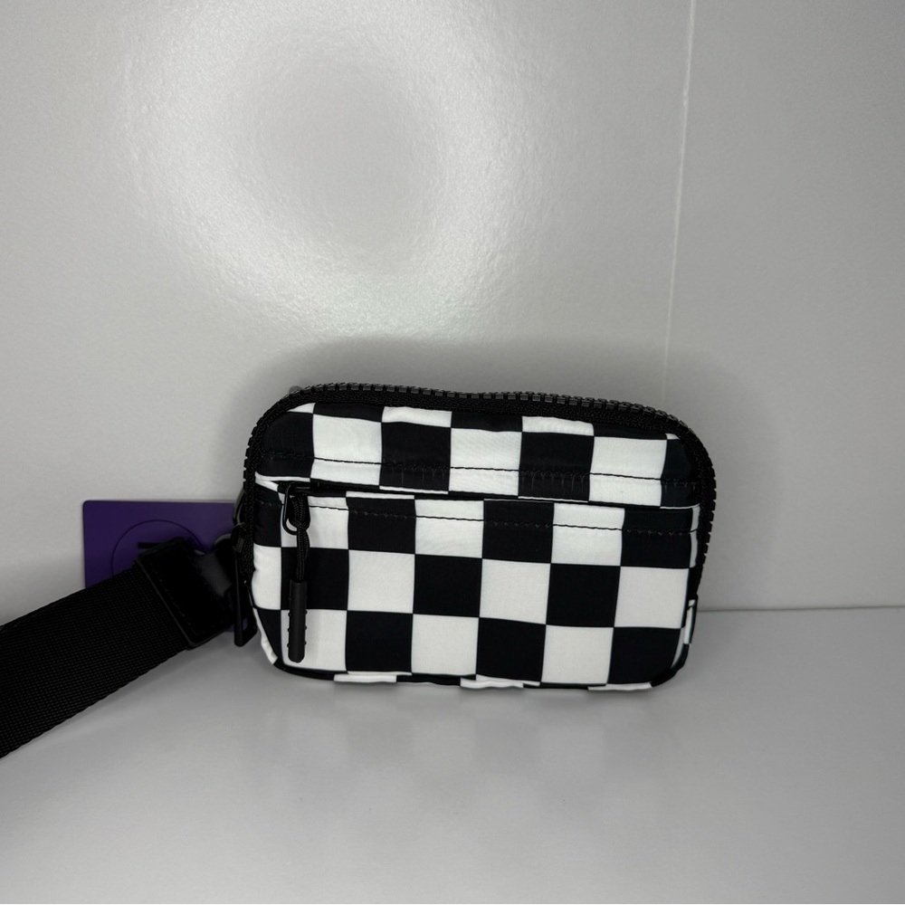 🖤 Iris Wallet Wristlet 🤍